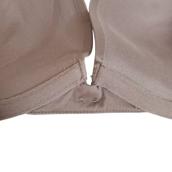Victoria's Secret Ruched Plunge Gorge Lace Trim Underwire Bra Taupe Size 34DD - Picture 8 of 12